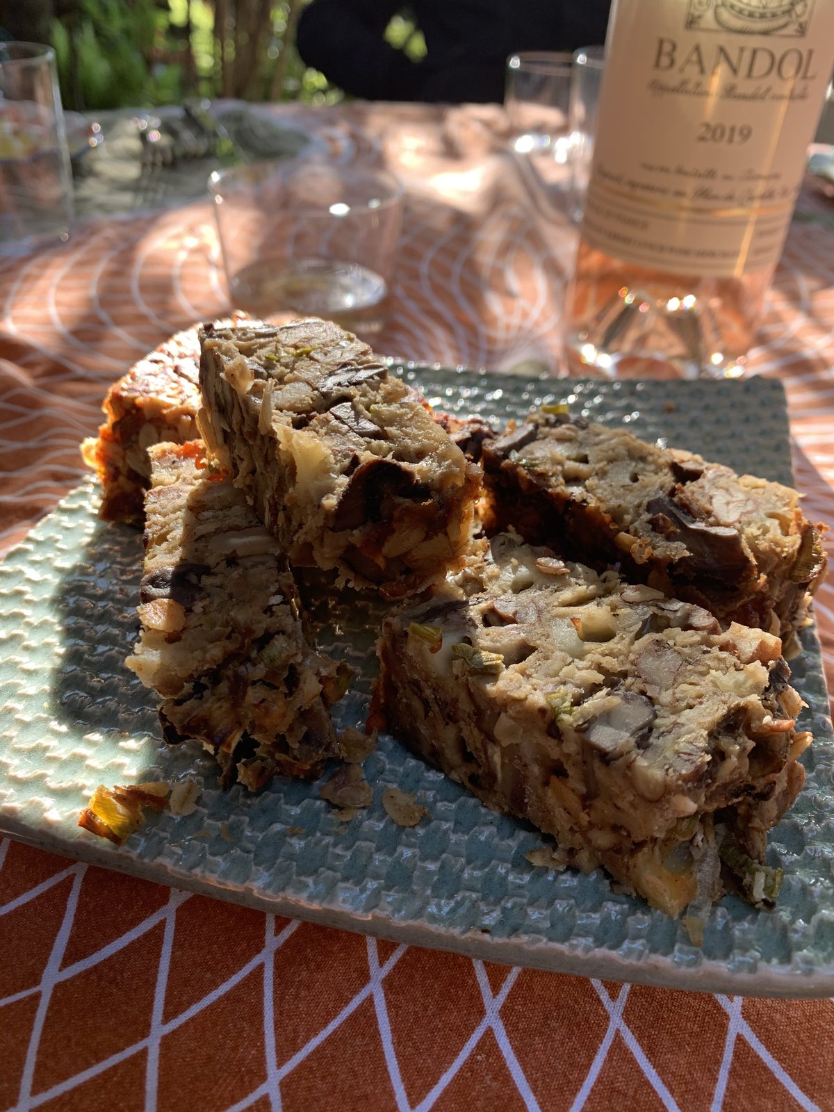 TasteGurus recipe image for Mushroom & Oat Aperitif Cake